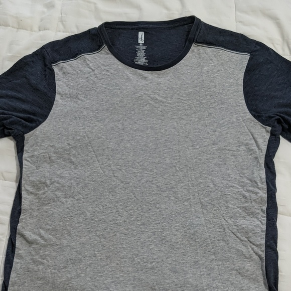 T-shirt - Picture 1 of 2